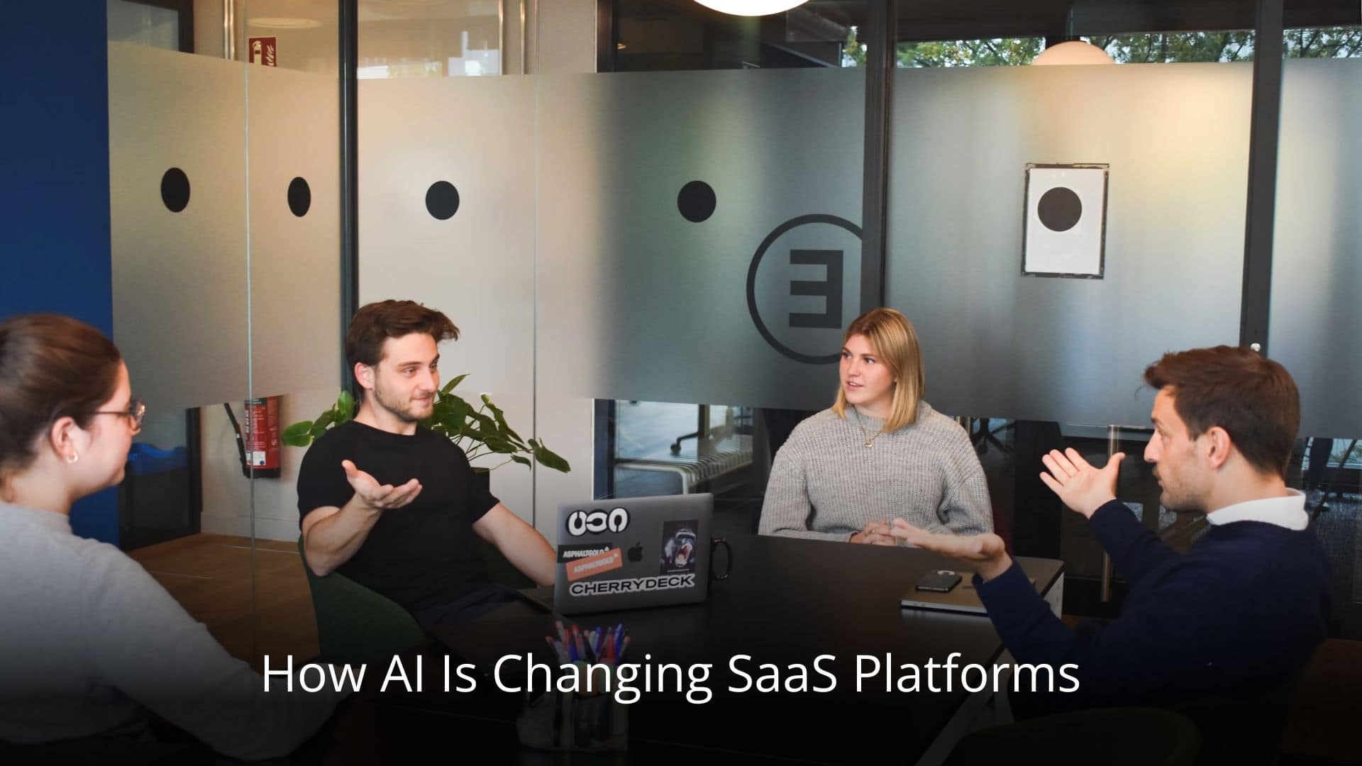 How AI Is Changing SaaS Platforms